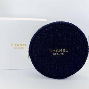 CHANEL BEAUTY Pouch Navy Blue Tweed Round 6"X6"X2" BNIB VIP Gift Original Box